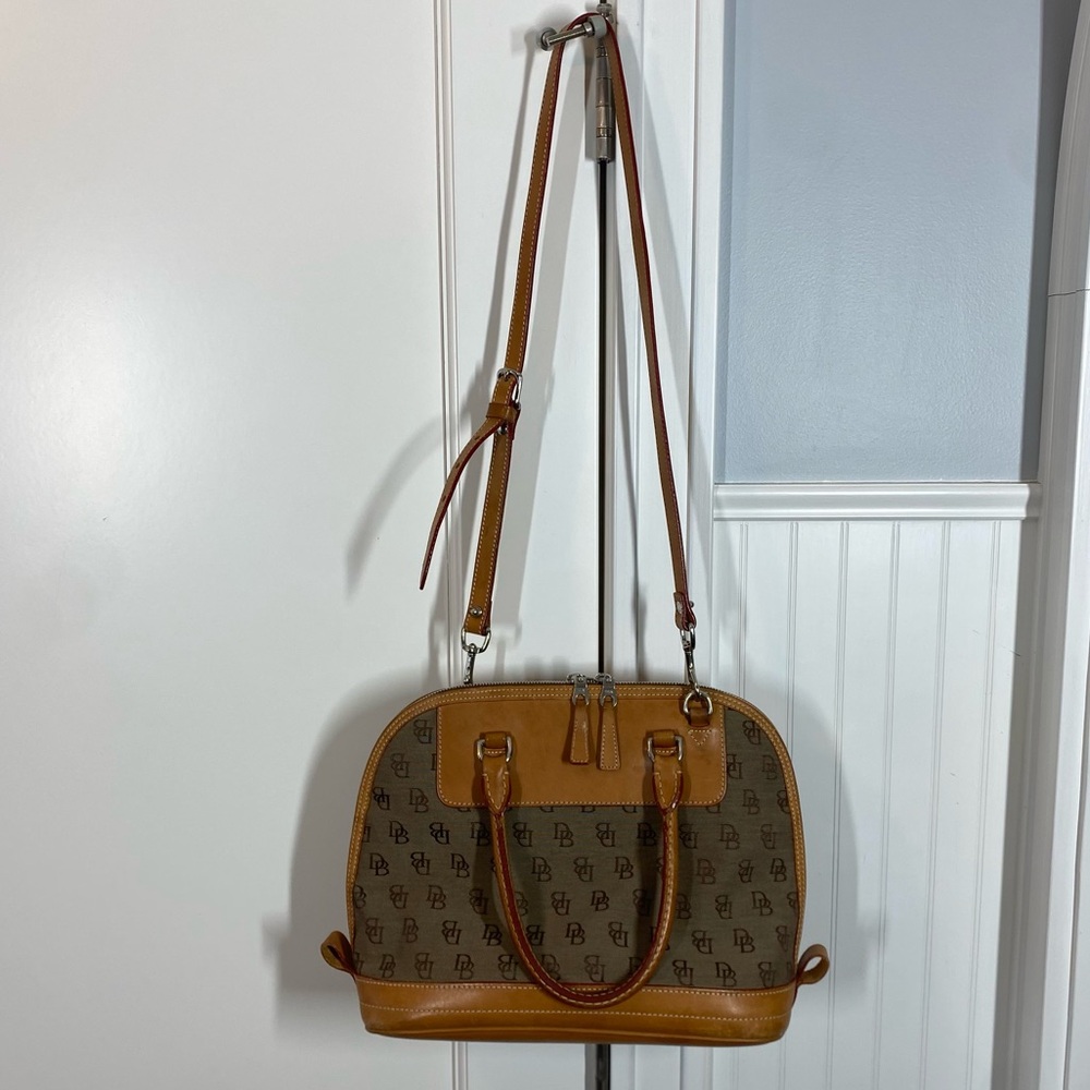 Vintage Dooney and bourke Domed Signature Jacquard Tan Brown Leather Crossbody